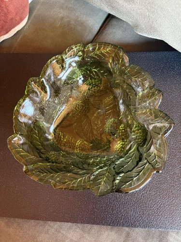 Vintage green indiana glass - green,